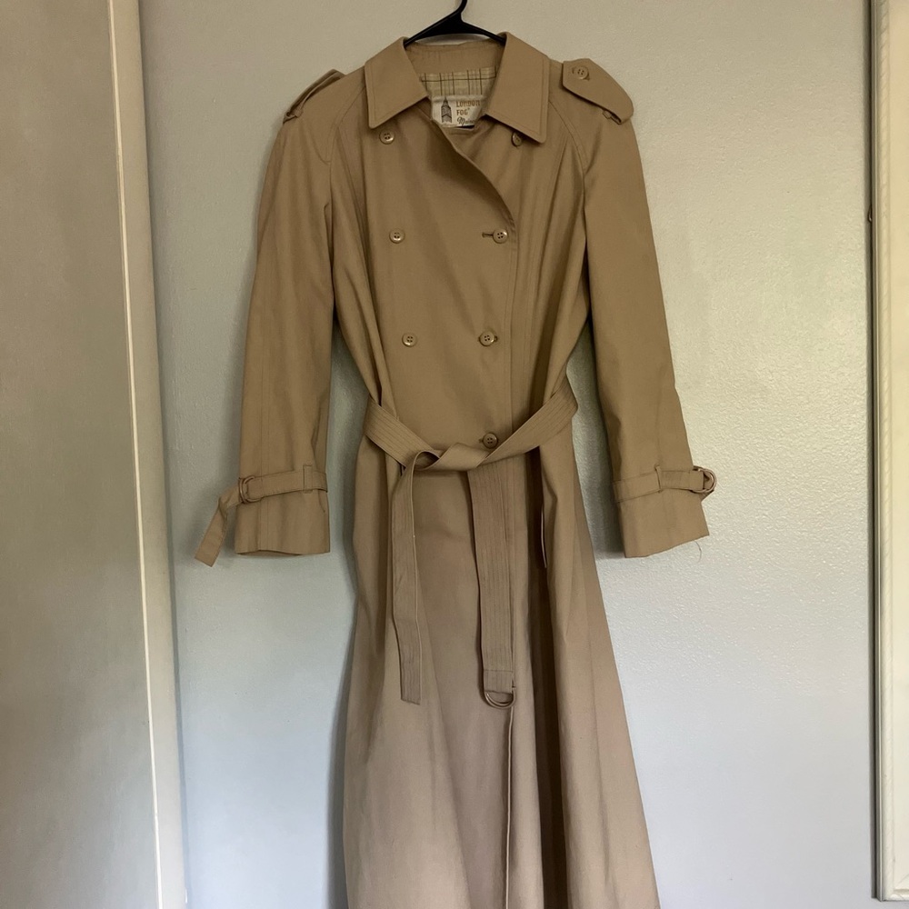 Authentic London Fog Trench Coat. Size 12